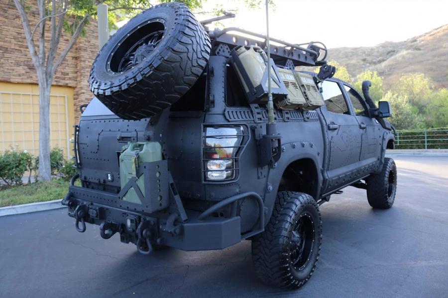 Toyota Tundra CrewMax 4x4 Zombie Apocalypse 2013 года  (фото 105 из 461)